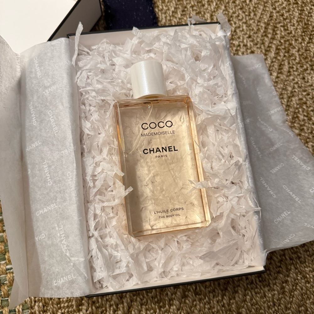 NEW Chanel Coco Mademoiselle Body Oil Spray